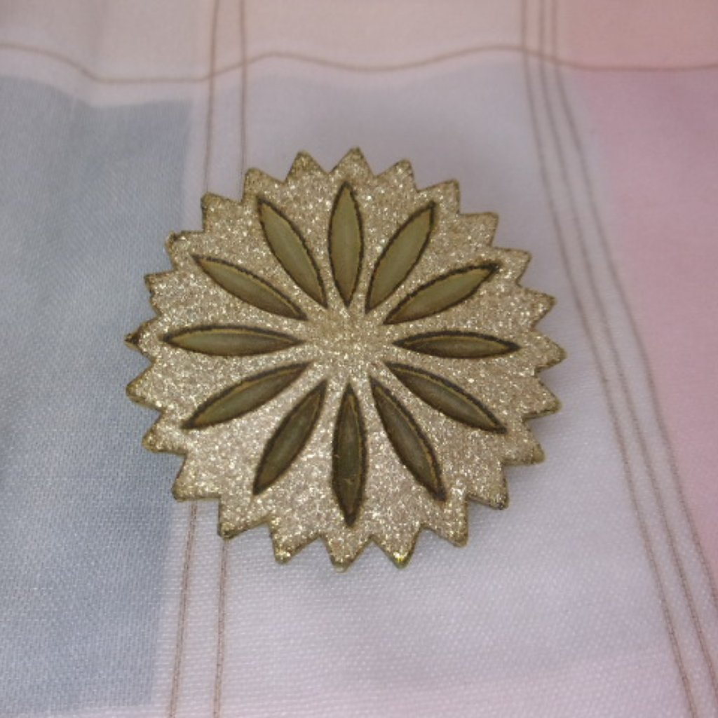 Antique Gold Glitter Plastic Flower Burst Brooch 25$